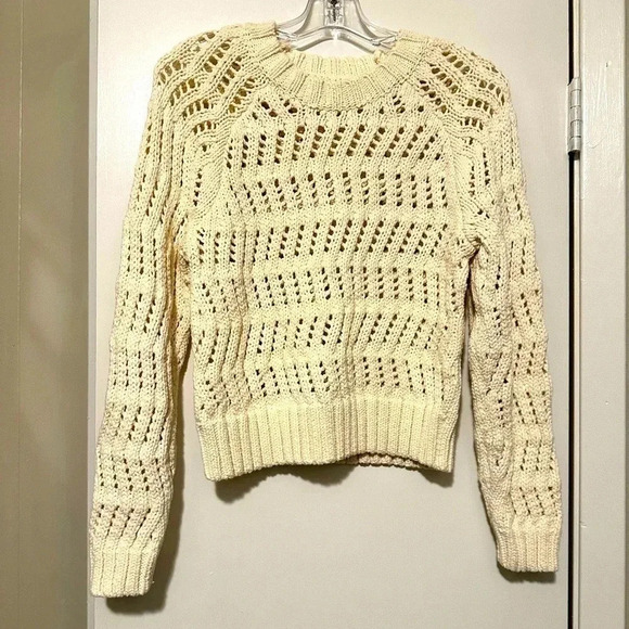 American Eagle Outfitters Sweaters - American Eagle cream sweater size S